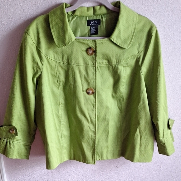 Chic Green R.Q.T. Jacket - Picture 5 of 9